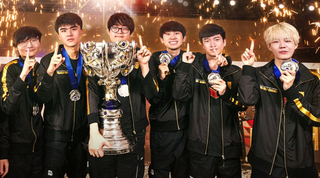 攻势屡屡受 攻势屡屡受